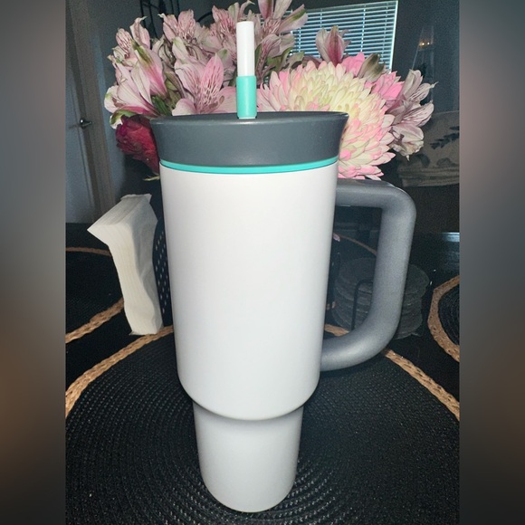 White and Gray Owala Tumbler with Handle - Picture 2 of 4